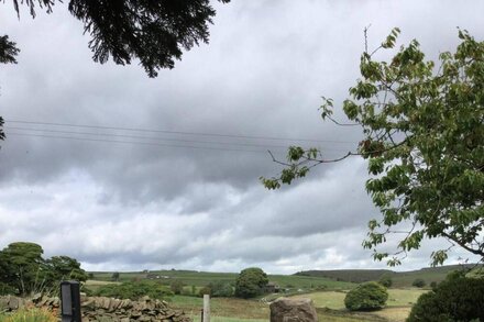 Cosy Rural Cottage Peak District, Pets Welcome, Buxton Derbyshire