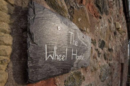 THE WHEEL HOUSE - a pretty cottage close to Kelso, ideal for sightseeing