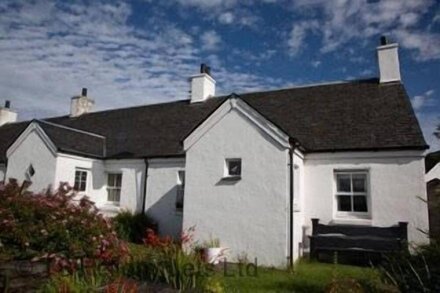 Enchanting rural cottage on car-free Island of Easdale