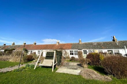 Countryside Cottage in Crail sleeping 6