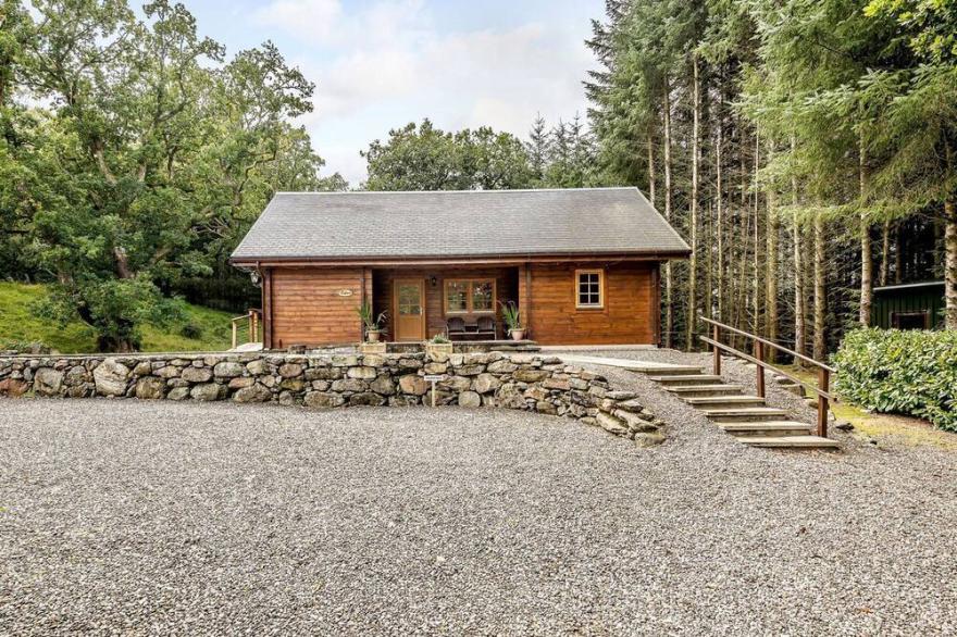 2 bedroom accommodation in Killin, near Crianlarich