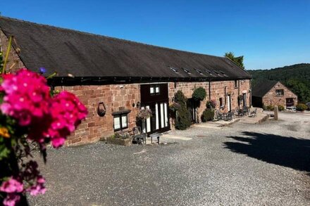 The Smithy Beautiful  2 bedroomed barn conversion