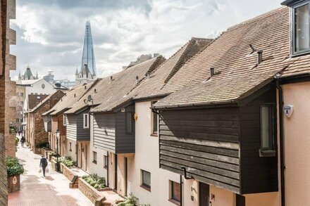 St Katharine Docks | Tower Bridge | Studio