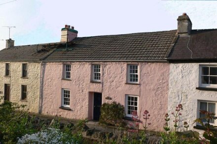 Delightful family cottage with large garden, amazing sea views, in Solva village