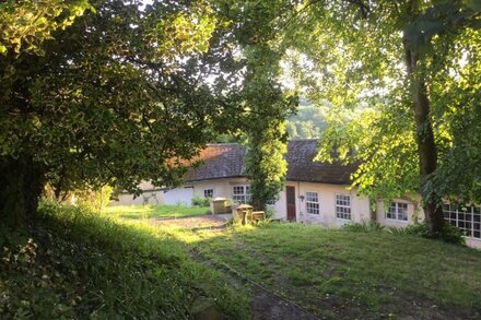 Delightful Cottage in the heart of Grosmont, next to the historic steam railway