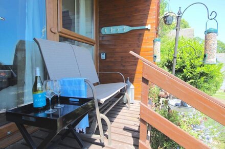 Stunning clifftop chalet set in a small, friendly holiday park