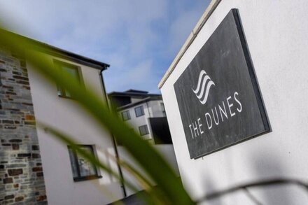 No 16 The Dunes - Three Bedroom Apartment, Sleeps 6