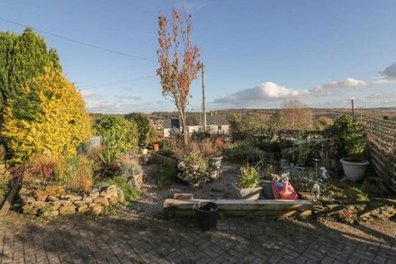 THE ANNEX, pet friendly, with a garden in Drybrook