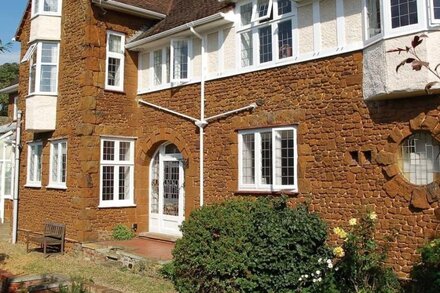 Beautiful Edwardian villa  just metres from the sea, sleeps 12