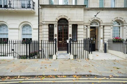 Spacious Fitzrovia 1BR w Garden View nr. Warren Str st, by Blueground