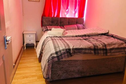 Economical 2BR Small Furnished Annex-High Wycombe