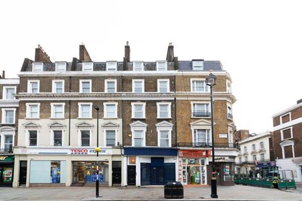 Nice Bayswater 2 BR on Queensway opp. Underground stn, by Blueground