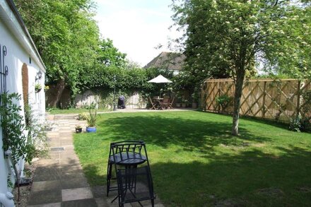 Lodge With Private Garden In Country Village - Pets And Babies Welcome