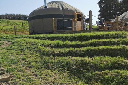 Meadow View Yurt near Looe & Coastal Path