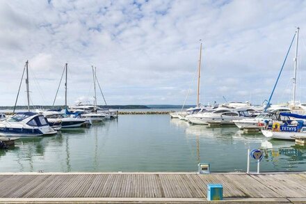 Once Upon a Tide... -  an apartment that sleeps 2 guests  in 1 bedroom