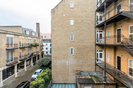 Open Plan London Bridge 2BR nr London Bridge Station, by Blueground