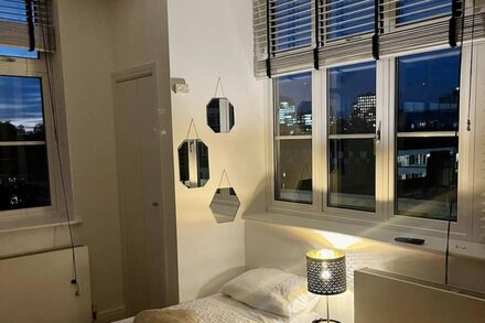 Luxury Apartment in Central London Near Buckingham Palace and London Eye