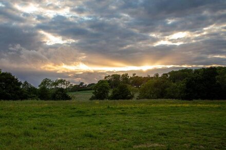 Beautiful 1 bed Glamping pod in Battle