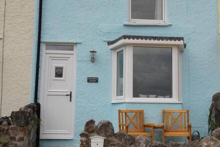 Cockleshell Cottage - Two Bedroom House, Sleeps 4