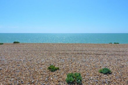 Stunning beach cottage for the perfect British family holiday with 3 bedrooms