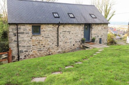 CASTLE MILL, pet friendly, with a garden in Newport, Pembrokeshire