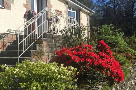 4 bedroom accommodation in Colintraive