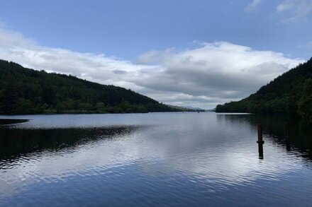 Lodge with amazing views and hot tub