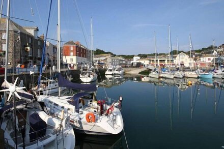 Modern holiday home in Padstow Old Town with parking and patio garden