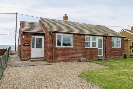 2 bedroom accommodation in Walcott, near Happisburgh