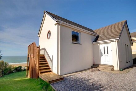 Putsborough Cottage - Three Bedroom House, Sleeps 6