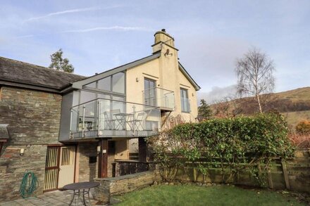 HAYSTACKS, family friendly, with open fire in Troutbeck