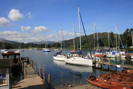 ALTAR END, pet friendly in Ambleside