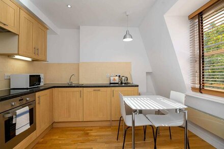 Amazing 1 Bed Flat in Holborn - Centre of London, 3mins from tube station