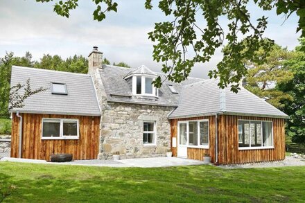 4 bedroom accommodation in Advie, near Grantown-on-Spey