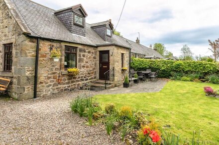 ARYARCH, family friendly, character holiday cottage in Alnwick