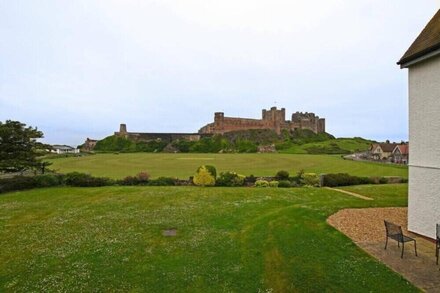 SANDPIPER (BAMBURGH), family friendly in Bamburgh