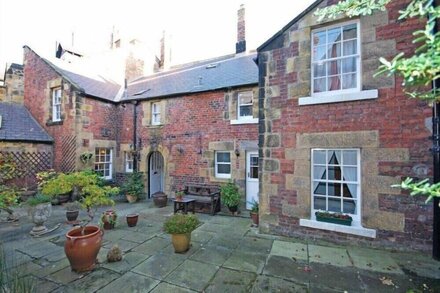 DOROTHY FORSTER COURT, romantic in Alnwick