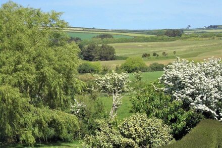 Restharrow Family Holiday Let in Trebetherick with beautiful views