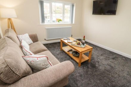 STATION VIEW, pet friendly, country holiday cottage in Whitby