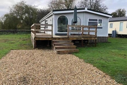 Robin Fishing Lodge - Sleeps 6