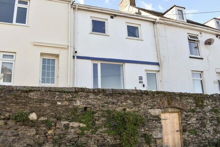 2 bedroom accommodation in Torpoint