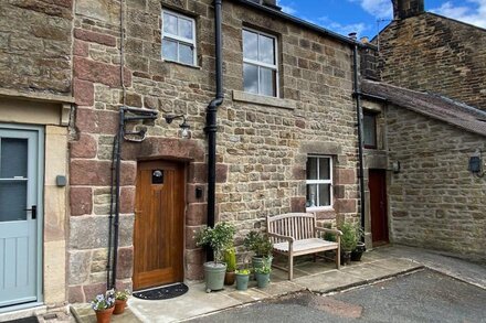 3 bedroom accommodation in Longnor, near Buxton