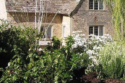 A Five Star Award winning Cotswold Cottage dating from 1670