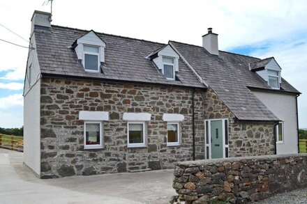 3 bedroom accommodation in Llandyfrydog, near Amlwch