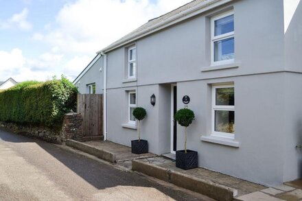 2 bedroom accommodation in Llansaint, near Kidwelly