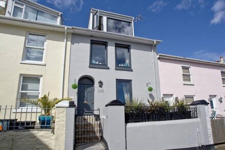 3 bedroom accommodation in Brixham