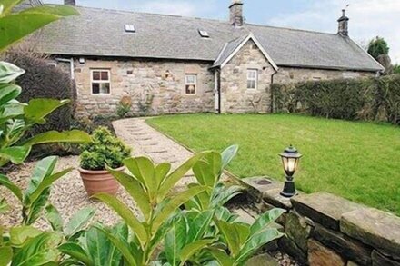 2 bedroom accommodation in Newton-on-the-Moor, near Alnwick