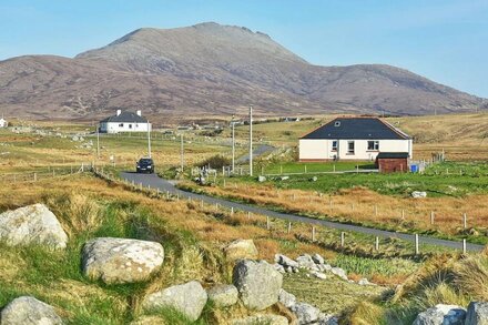 2 bedroom accommodation in Howbeg (Tobha Beag), Isle of South Uist