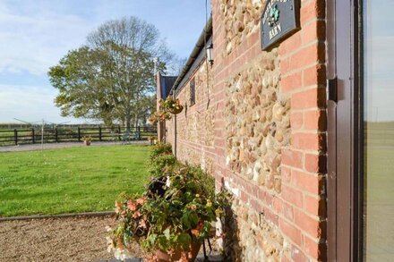 3 bedroom accommodation in Foxley, near Fakenham