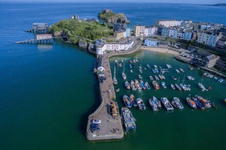 Cariad Llyyad Y Dydd - 1 Bedroom Apartment - Tenby